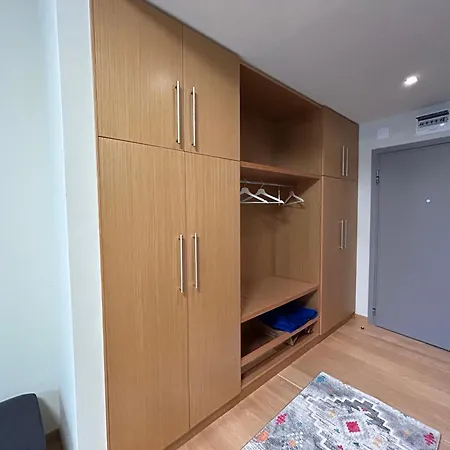 Apartment Silent Retreat At Euphoria Club - Family